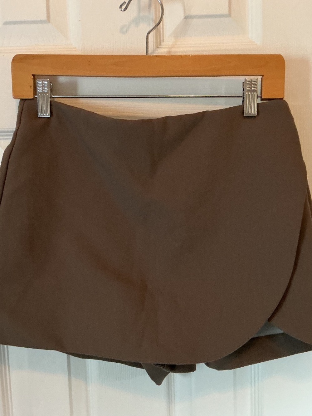Zara beige skort szM NWT